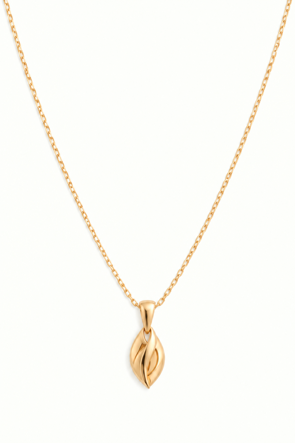 Gold Pendant Necklace | Water-Resistant 18K Gold | Hypoallergenic | ALTRILA