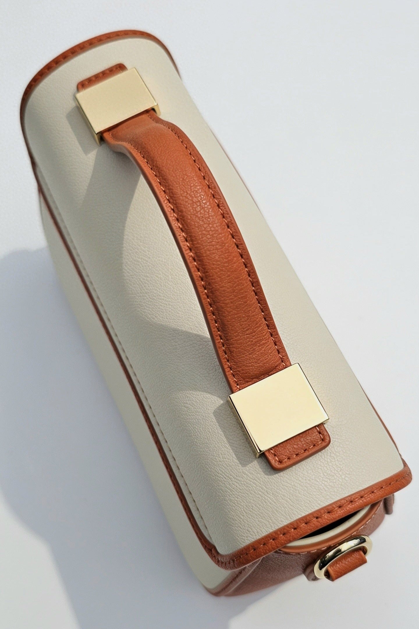 The Advantage Arc - Cream/Brown Leather Saddle Bag with Top Handle